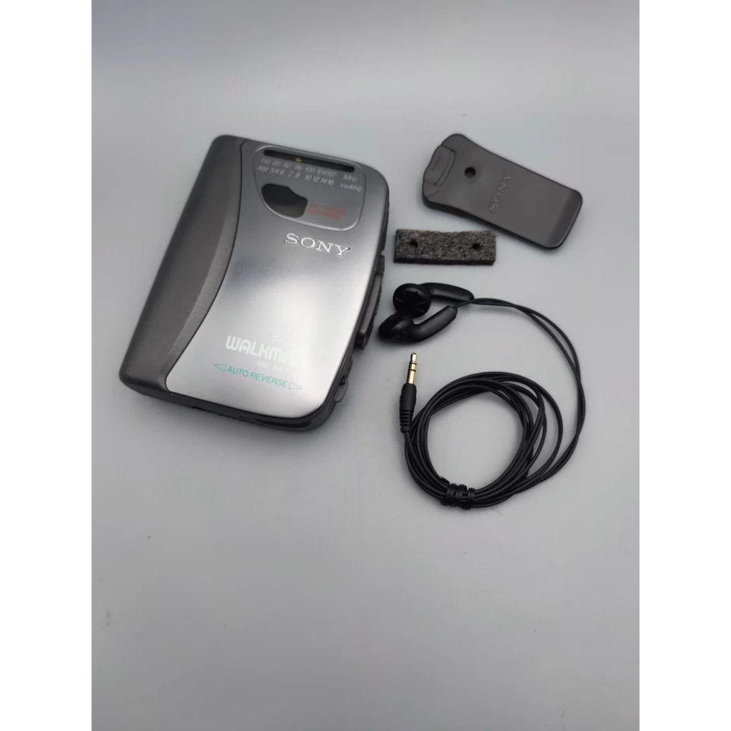 Sony FX321 Walkman - ใกล้หุ้นมิ้นต์, ย้อนกลับอัตโนมัติ, สเตอริโอ AM/FM, บริการ