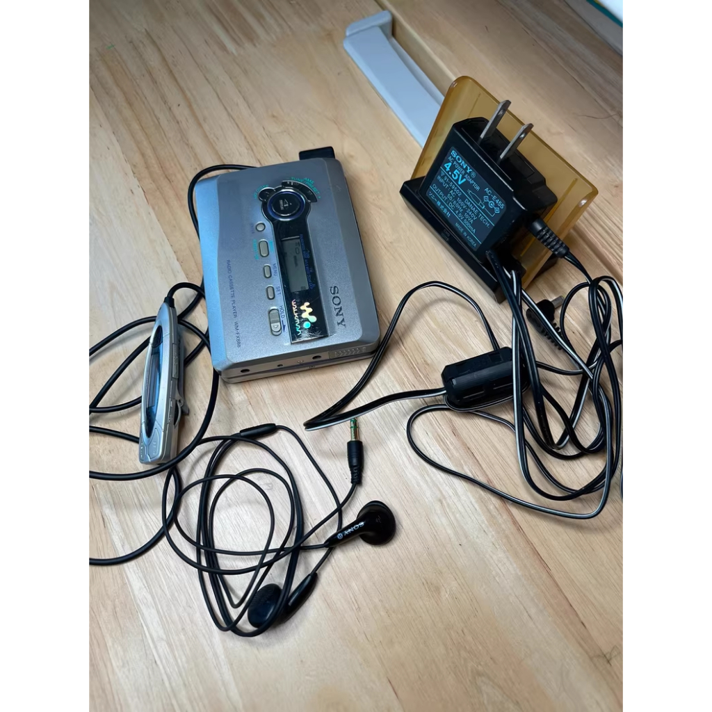 เครื่องเล่นเทปคาสเซ็ต Sony WM-FX888 - บริการ, Auto-Reverse, MEGA BASS, ครบชุด