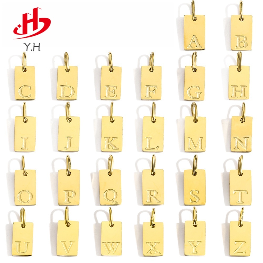 ⭐Y.H⭐ สี่เหลี่ยม 14K สีทอง 26 ตัวอักษรภาษาอังกฤษ จี้สแตนเลส