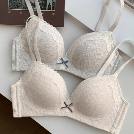 🌸Cutiepie🌸กางเกงชั้นในผู้หญิง ลูกไม้ ผ้าฝ้ายเนื้อนุ่ม ดันทรงหน้าอกเล็ก ลายน่ารัก เซ็กซี่ สวมใส่สบาย ระบายอากาศได้ดี - รูปที่ 4