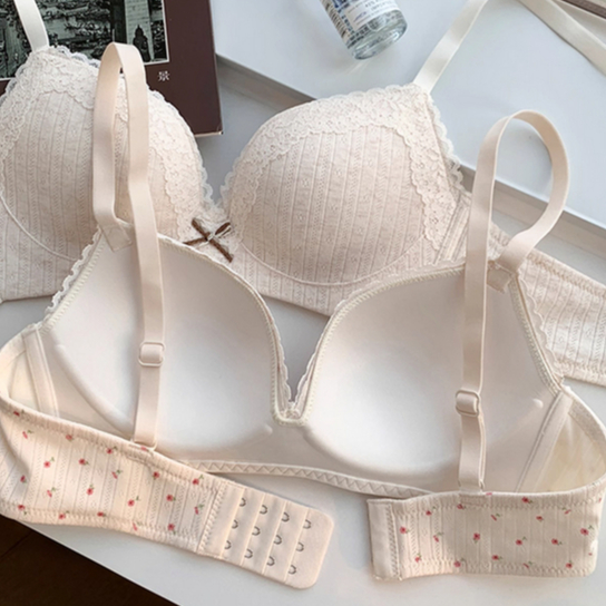 🌸Cutiepie🌸กางเกงชั้นในผู้หญิง ลูกไม้ ผ้าฝ้ายเนื้อนุ่ม ดันทรงหน้าอกเล็ก ลายน่ารัก เซ็กซี่ สวมใส่สบาย ระบายอากาศได้ดี - รูปที่ 5