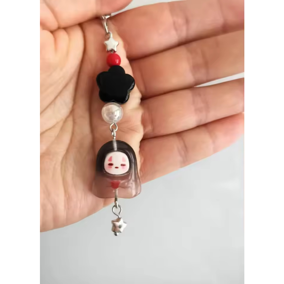 น่ารักไม่มีใบหน้า คาโอนาชิ อะนิเมะแรงบันดาลใจโทรศัพท์ เรซิ่นเสน่ห์