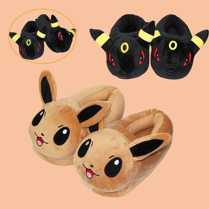 อะนิเมะ Pokemon Pikachu Eevee Umbreon Simpson Kawaii Plush Soft ของเล่นเด็กผู้ใหญ่รองเท้าแตะอุ่นรองเ