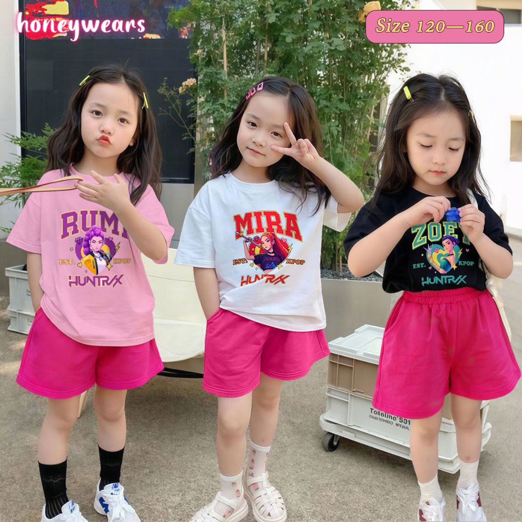 honeywears⚡พร้อมส่ง⚡ชุดเซ็ทเด็กผู้หญิง ชุดสองชิ้นแขนสั้น เสื้อยืด+กางเกงขาสั้น Kpop Demon Hunters พิมพ์แฟชั่น หลายสีให้เลือก ไซส์ 120-160
