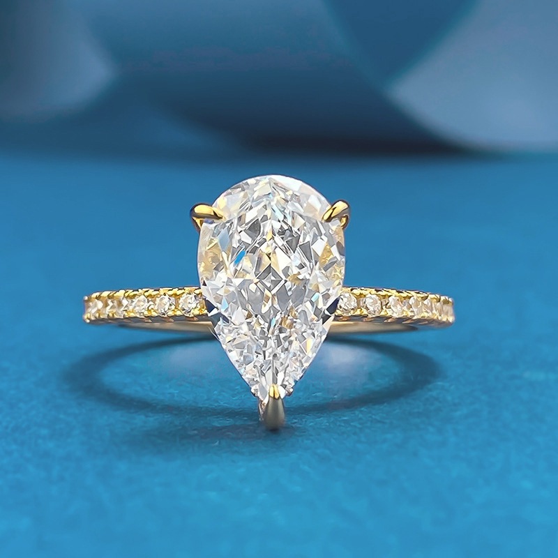 2ct/3ct Pear moissanite Diamond halo ring with GRA certificate