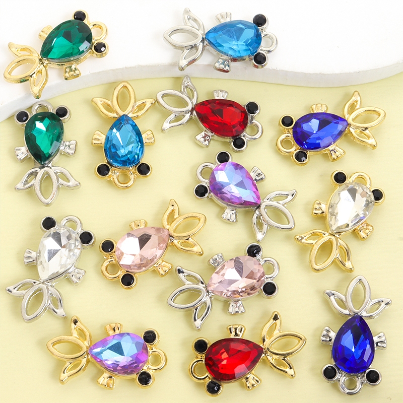 10ชิ้นที่ละเอียดอ่อนน่ารักปลาทองเสน่ห์กับคริสตัล พลอยเทียม,สร้างสรรค์สร้อยคอสร้อยข้อมือต่างหูพวงกุญแจเข็มกลัดทําเองโชคดีก้อยจี้-ของขวัญปีใหม่สําหรับครอบค
