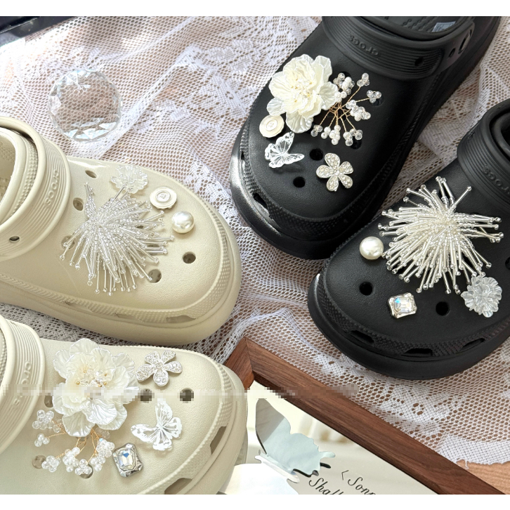 3D ดอกไม้รองเท้าหัวเข็มขัด Charms DIY คลาสสิก สีขาวสีชมพู อุปกรณ์เสริมแฟชั่นรองเท้า