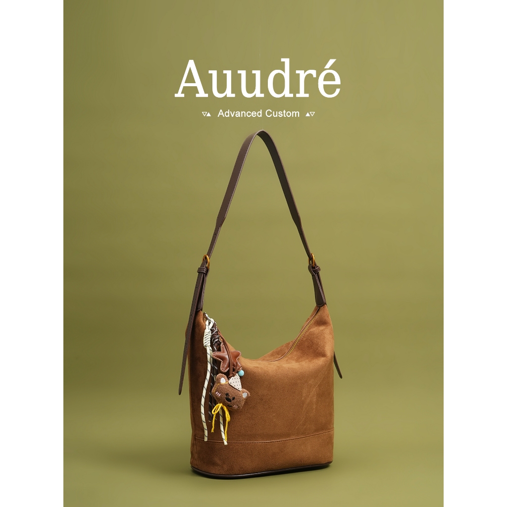 Auure กระเป๋าหนีบahuสำหรับหญิงดีไซน์เรโทร ใช้งานได้ทุกวัน