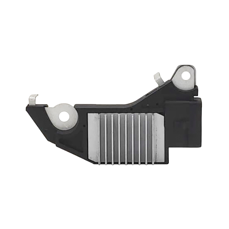 Auto denki ic เครื่องควบคุมแรงดันไฟฟ้าไดชาร์จ 13100100 / 01-001 12V สําหรับ AMDEL365 139467 276010 R