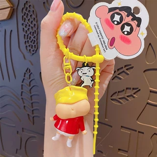 100 รูปแบบ Crayon Shin-Chan พวงกุญแจสไตล์ใหม่ Crayon Shin-Chan ชุดนอนพวงกุญแจรถการ์ตูนคู่นักเรียนกระเป๋านักเรียนกระเป๋าเป้สะพายหลัง Pend