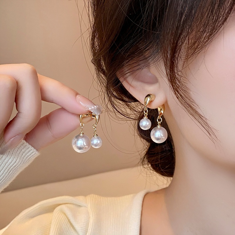 [จูวบิวตี้] ต่างหูมุกเคลือบทองแท้ สองด้าน สไตล์หรูสำหรับคุณผู้หญิง