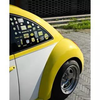 1 ชุด Mooneyes Racing กันน้ํารถสติกเกอร์จัดแต่งทรงผมสําหรับกันชนหน้าต่าง Scratch-Proof Moon Decal Decor