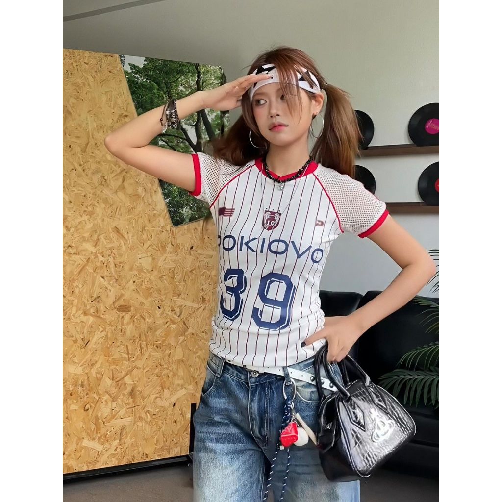 อเมริกันย้อนยุคลายไหล่แขนสั้นตาข่ายเสื้อยืดแขนกลวงสาวร้อนสไตล์กีฬาด้านบน - รูปที่ 2