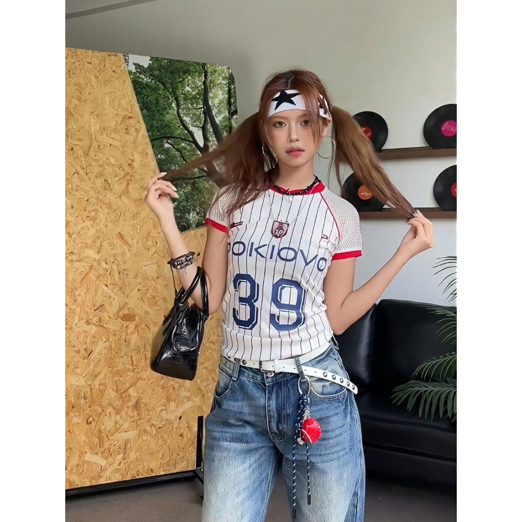 อเมริกันย้อนยุคลายไหล่แขนสั้นตาข่ายเสื้อยืดแขนกลวงสาวร้อนสไตล์กีฬาด้านบน - รูปที่ 4