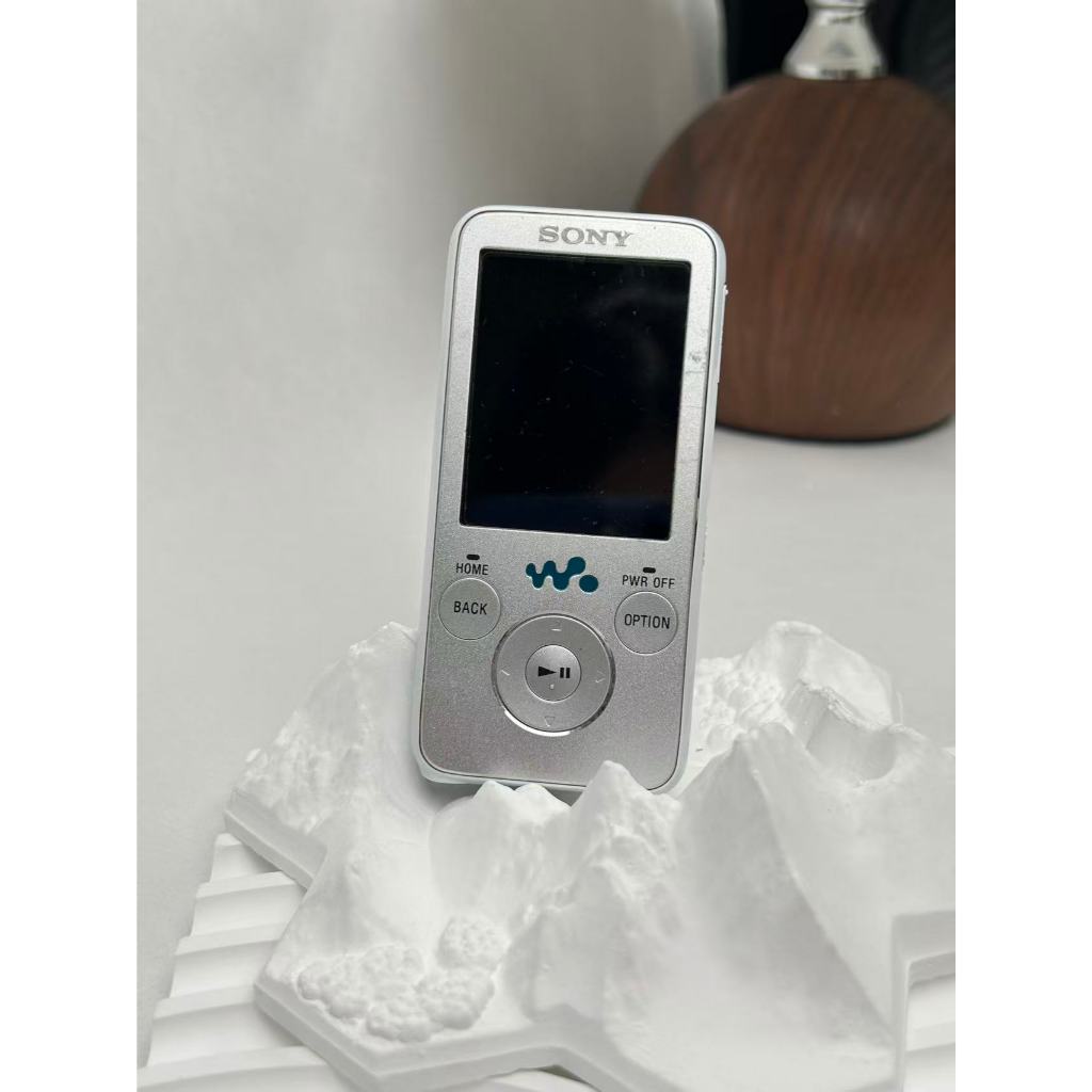 Sony MP3 Walkman S638F (8GB)  #MP3播放器
