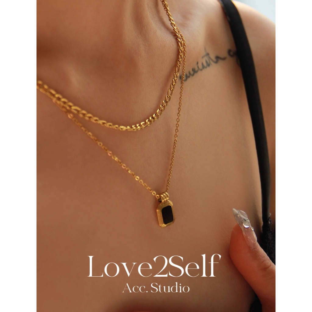 Love2Self X126 สแตนเลส 18K Gold Plated สร้อยคอสองชั้นสําหรับผู้หญิงสี่เหลี่ยมผืนผ้าสร้อยคอสีดํา