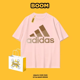 BOOM เสื้อยืดหญิงชาย ลายแบรนด์เนมสุดเท่ เสื้อยืดแขนสั้น ผ้า cotton 100% ทรงหลวม นุ่มสบาย ระบายอากาศ
