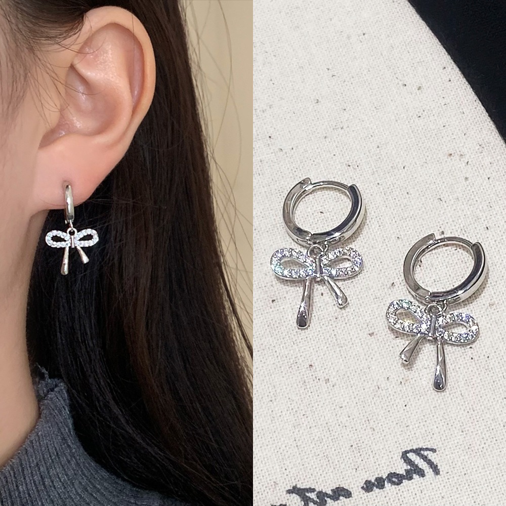 ต่างหูโบว์เพทายสไตล์เกาหลี – ดีไซน์มินิมอล เข้ากับทุกการแต่งกาย!