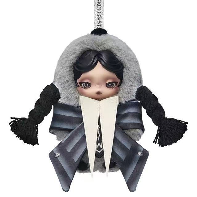 Pop Mart SKULLPANDA * Wednesday Plush Doll Charm (เวอร์ชั่นเครื่องแบบวิทยาลัย Never Moore)