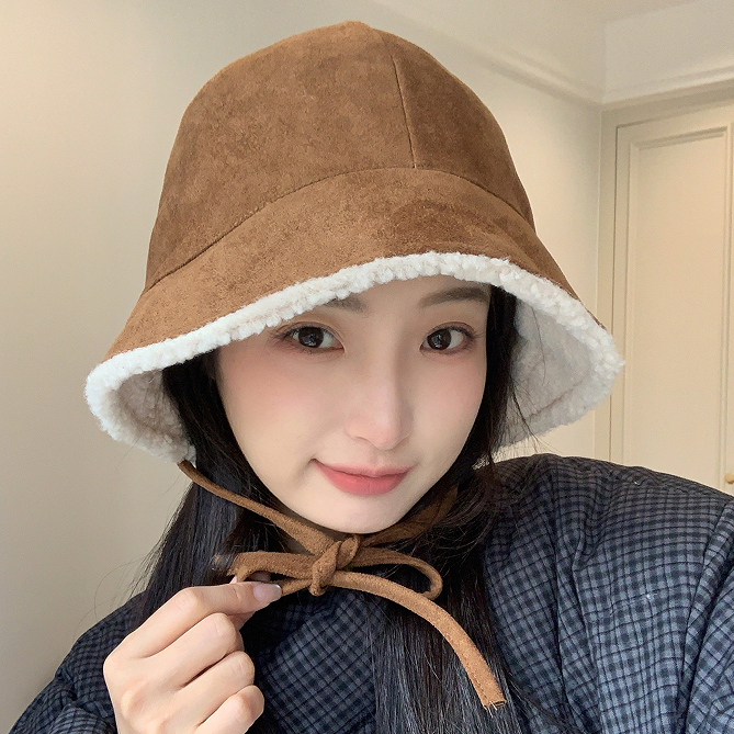 W ฤดูหนาวหิมะหมวกสไตล์ใหม่หนังนิ่มกํามะหยี่อบอุ่นป้องกันหูหมวกหญิงสไตล์เกาหลี ins อารมณ์ Retro Face-ดู Little Lei Fen
