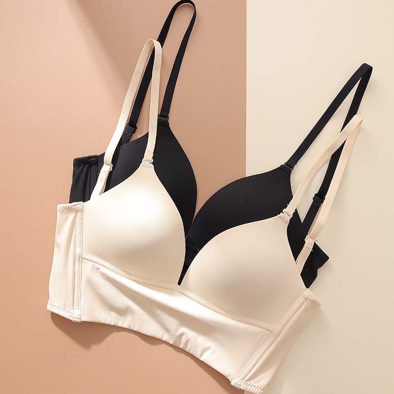 Umi ชุดชั้นในผู้หญิง บราไร้รอย โชว์แผ่นหลังสวย ดันทรงอย่างเป็นธรรมชาติ ฟองน้ำบางพิเศษ แนบกระชับกับทรวงอก สายบ่ายืดหยุ่นสูง ช่วยยกกระชับอย่างมั่นคง ตะขอแถวเดียว ใส่ง่าย ถอดสะดวก