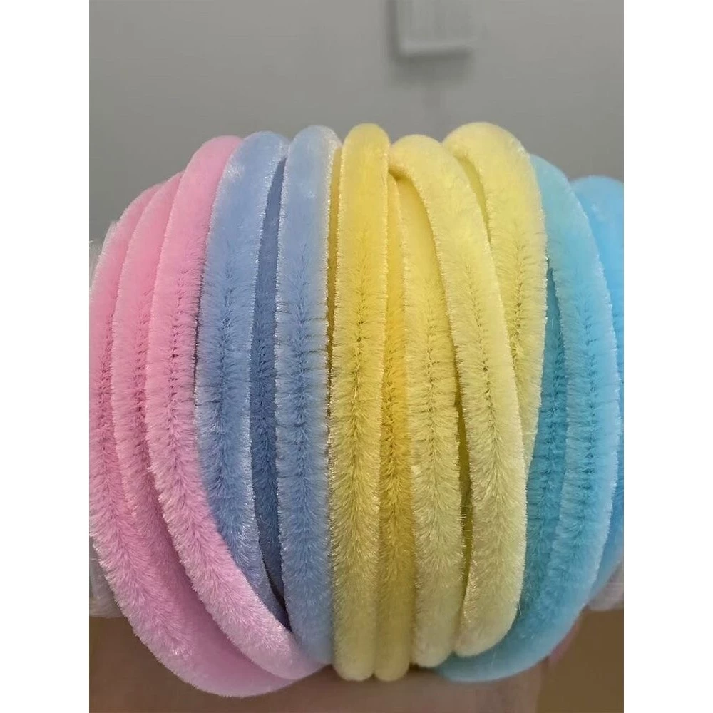 ลวดกำมะหยี่ DIY 100 ชิ้น สีสันสดใส หลากหลายแบบ ใช้สร้างสรรค์งานศิลปะได้ทุกเพศทุกวัย thumbnail 9