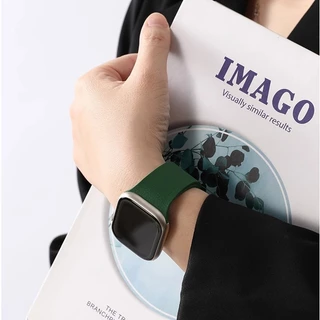 สายซิลิโคนแม่เหล็ก ลายลิ้นจี่ สำหรับ Apple Watch Ultra 3/2 / ซีรีย์ 11/10/9/8/7/6/5/3/SE ขนาด 41/42/44/45/46mm 49mm กันน้ำได้ สวมใส่สบาย สำหรับออกกำลังกาย Magnetic Silicone Strap