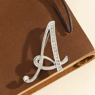 26 เข็มกลัดตัวอักษรเวอร์ชั่นเกาหลี Rhinestone บรรยากาศ Elegant Pin โลหะผสมเพชร-studded Classy เข็มกลัด