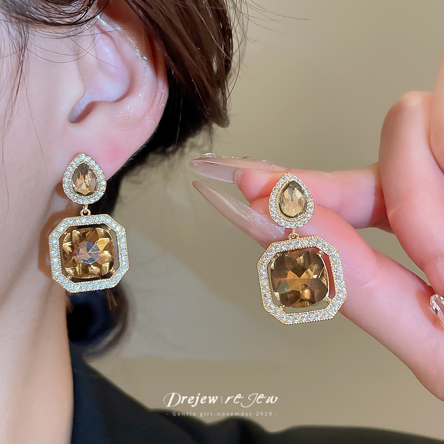 แหวนย้อนยุคทองแท้ชุบไฟฟ้า มีเข็มเงินโอบรอบโพรงหู ออกแบบเฉพาะสำหรับผู้หญิง