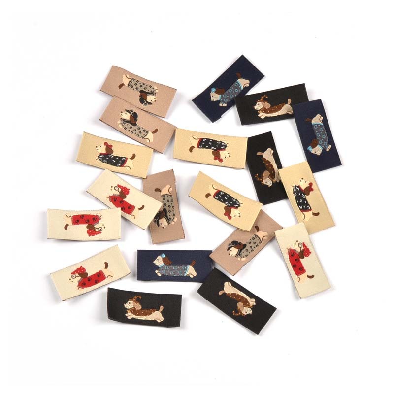 สติกเกอร์ลายสุนัขขนาด 4×1.9cm แพค 50 ชิ้น สำหรับตกแต่งเสื้อผ้า หมวก กระเป๋า ทำความสะอาดได้ CP4311