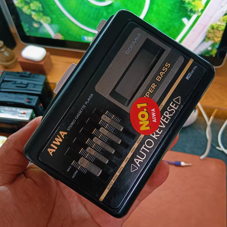 Aiwa HS-G56MKII เครื่องเล่นเทปคาสเซ็ตสเตอริโอ | ถอยหลังอัตโนมัติ | ซูเปอร์เบส | บริการ