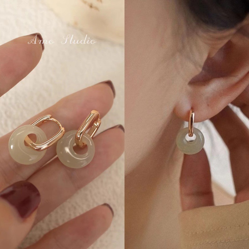 หยกปลอดภัยหัวเข็มขัดต่างหูต่างหูผู้หญิงสองสวมใส่ต่างหูรอบ