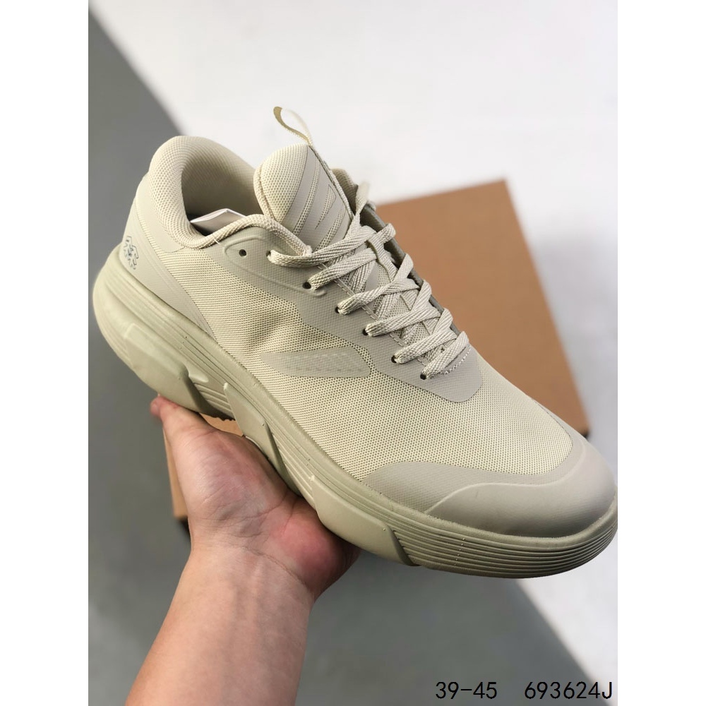 KOLON SPORT Skyler 2 รองเท้าสำหรับเดินป่ากันน้ําและนุ่มสบาย