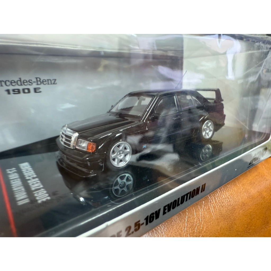 Inno64 1:64 IN64-190E-BLA Mercedes-Benz 190E 2.5-16V EVO II Metallic Black Diecast Scale รุ่นรถ