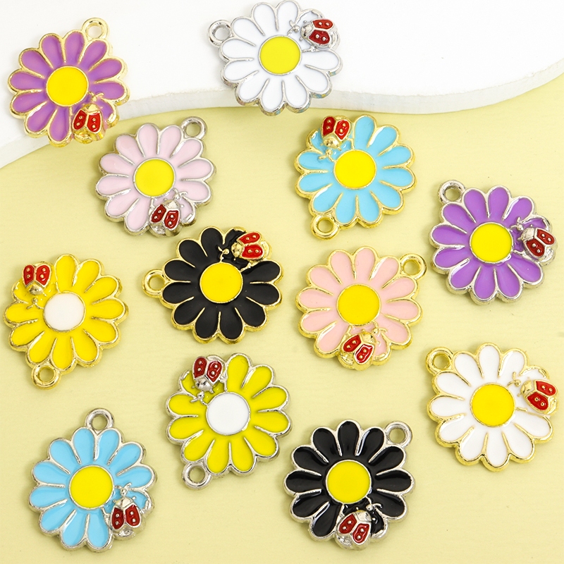 10 ชิ้น Little Fresh Daisy & Ladybug Design หยดน้ํามันโลหะผสม Charms, ฤดูใบไม้ผลิฤดูร้อนแฟชั่นสร้อยคอสร้อยข้อมือต่างหูพวงกุญแจเข็มกลัดตกแต่งเสื้อผ้า DIY 6 สีดอกไม้จี้