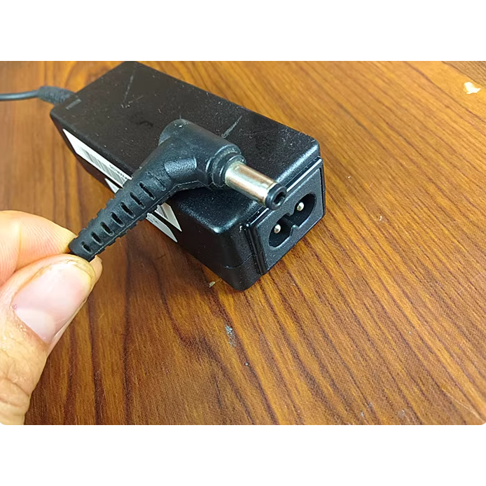 อะแดปเตอร์แปลงไฟ Fujitsu 20V2A ADP-40PH U937 U938 U939 ของแท้บริสุทธิ์