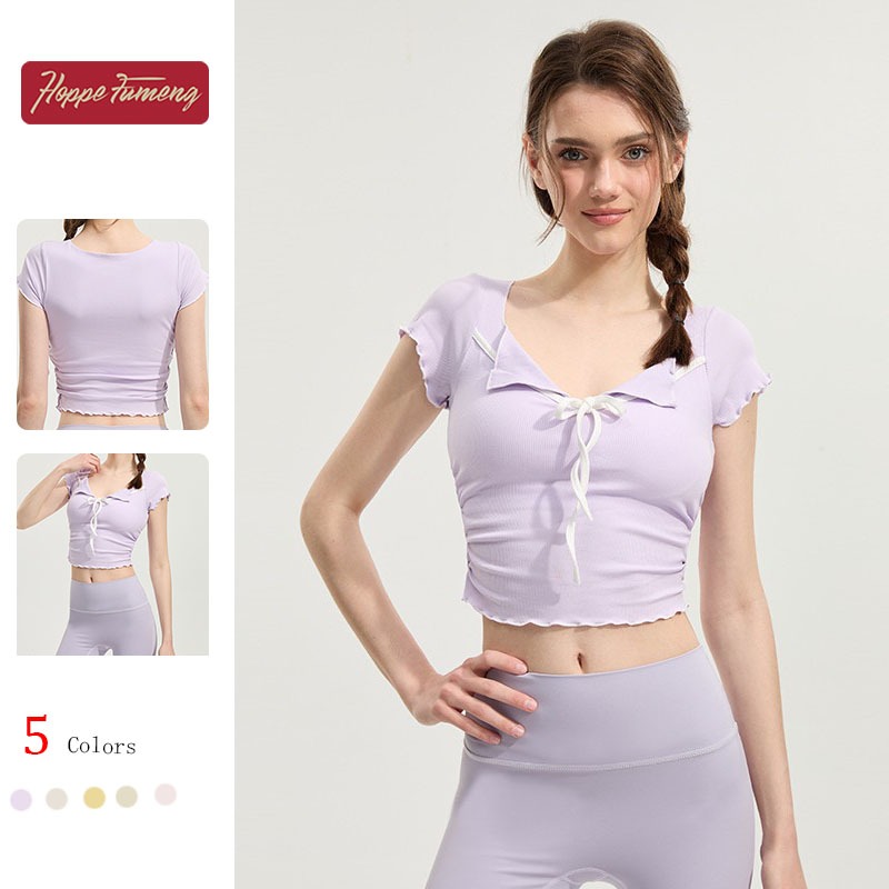 เสื้อยืดออกกำลังกายสำหรับผู้หญิง แบบโคเว่ เห็ดขอบผูก มีรองพยุง bust support ทันสมัย
