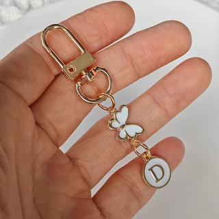 AZ ชื่อพวงกุญแจตัวอักษรพวงกุญแจผู้ถือโลหะผู้หญิงกระเป๋า Charms อุปกรณ์เสริมหรูหราส่วนบุคคลของขวัญเครื่องประดับ
