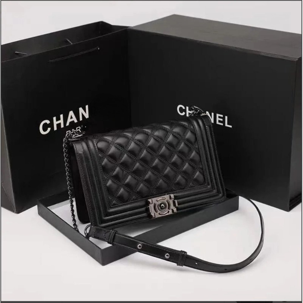 ในปีนี้ผู้หญิงยอดนิยม 2024 เวอร์ชั่นเกาหลีใหม่ อิน เพชรตารางกระเป๋าโซ่แฟชั่นที่มี เวอร์ซาเช่