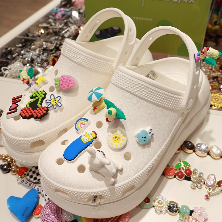 XX SHOE CHARMS✨ติดแต่งรองเท้า PVC สุ่มสไตล์ 1pcs✨ สำหรับการตกแต่งรองเท้าด้วยตนเอง