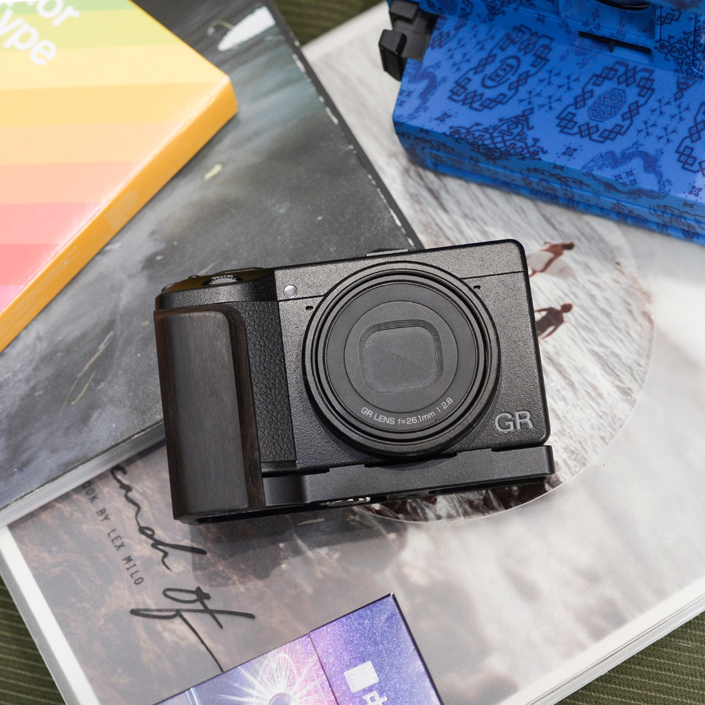 ที่วางแฮนด์ไม้ L สําหรับ Ricoh GR3 GR3X