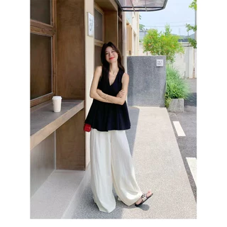 Fariy🍒คลังสินค้าพร้อม🍒 เสื้อกั๊กสีดำยาวปานกลางสุดเก๋สำหรับผู้หญิงในฤดูร้อนปี 2025 ดีไซน์ใหม่สำหรับเสื้อคอวีแขนกุดไซส์เล็ก
