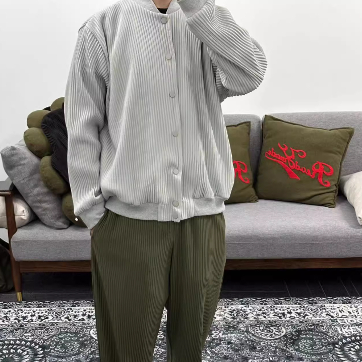 มิยาเกะจีบแจ็คเก็ตด้านบนเสื้อผ้าHigh StreetหลวมAll-Matchชุดเบสบอลแจ็คเก็ตผู้ชายฤดูใบไม้ร่วงฤดูหนาวJC157