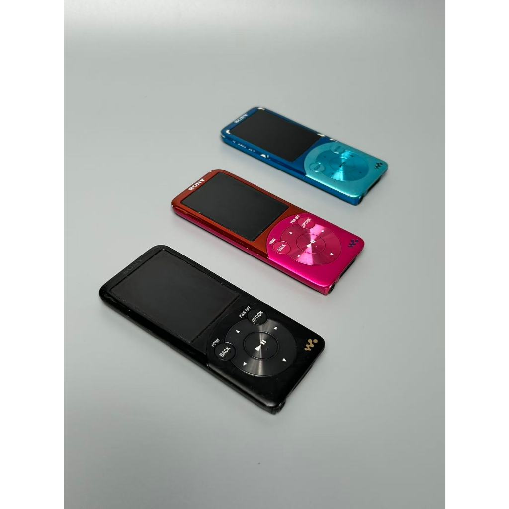 เครื่องเล่น MP4 Sony Walkman NW-S756 มาพร้อมแบตเตอรี่ใหม่ มีอายุการใช้งานแบตเตอรี่มากกว่า 30 ชั่วโมง