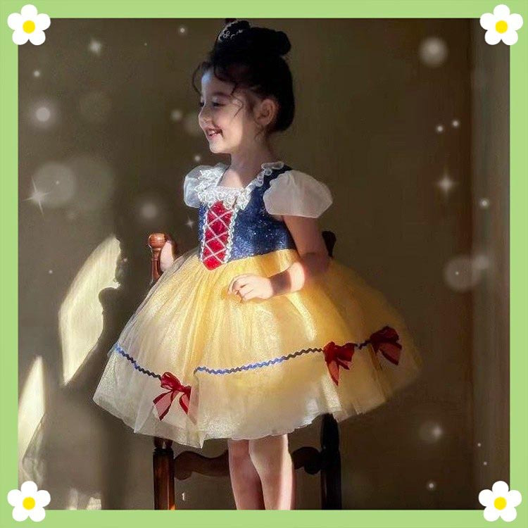 ชุดสโนว์ไวท์เซ็ท เสื้อแวววาวน้ำเงิน + กระโปรงตูลเหลือง แขนตาข่ายพอง & โบว์ตูล