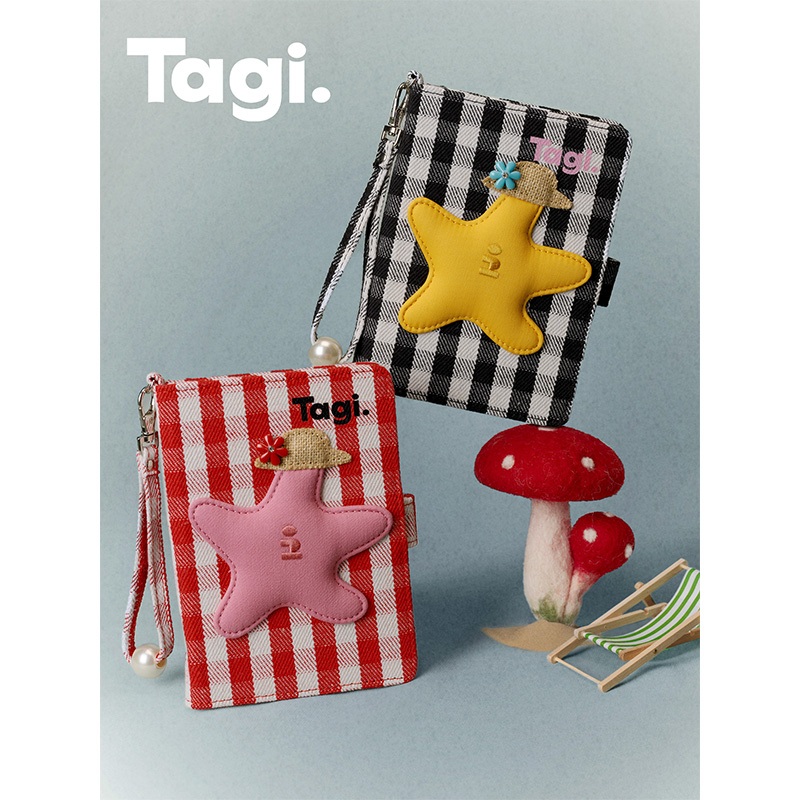 Tagi. Star Passport Holder Birthday Gift กระเป๋าใส่พาสปอร์ต ลายสก็อต ถือได้พร้อมโซ่ดอกไม้เล็กสีมุก