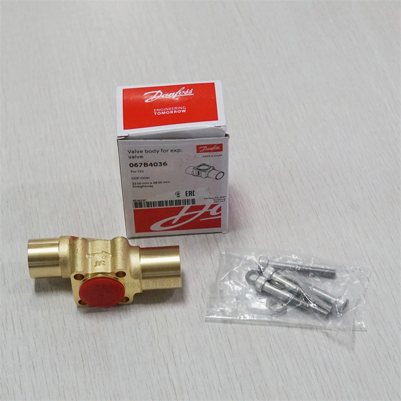 Danfoss TE5 ตัววาล์วขยายเทอร์โมสแตติก 067B4036 อุปกรณ์เสริมเครื่องทําความเย็นฐานหน้าแปลนรวม