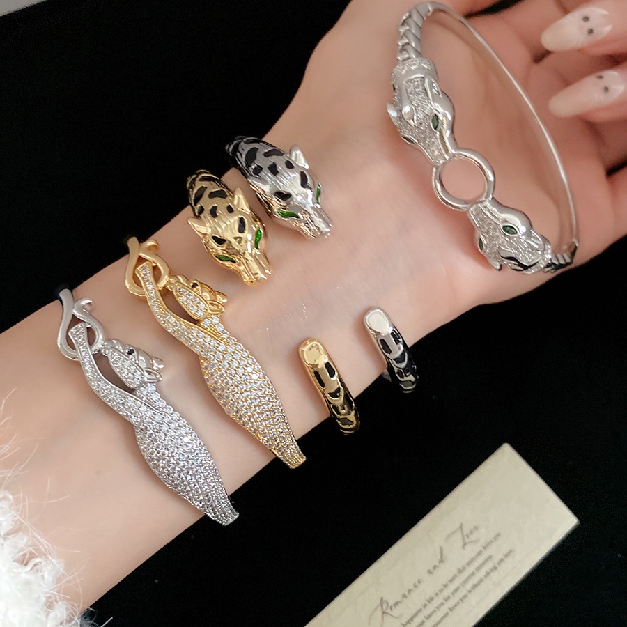 ชุดกำไลข้อมือRhineStone รูปทรงสัตว์ สีทองและเงิน พร้อมเสิร์ฟสไตล์แฟชั่นทุกวัน
