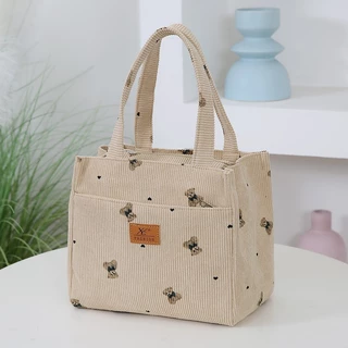 กระเป๋า tote ลายหมี CORDUROY – ใช้งานได้หลากหลาย เหมาะสำหรับการทำงานและเดินทาง