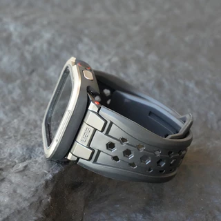 U AG Monarch สายซิลิโคนสําหรับ iWatch Ultra 3 49mm Series 11 46mm Watchband ARMOR GEAR Band พร้อมขั้วต่อโลหะสําหรับ iWatch 45 มม.44 มม.Series 9 8 7 6 5 4 SE2 อุปกรณ์เสริม